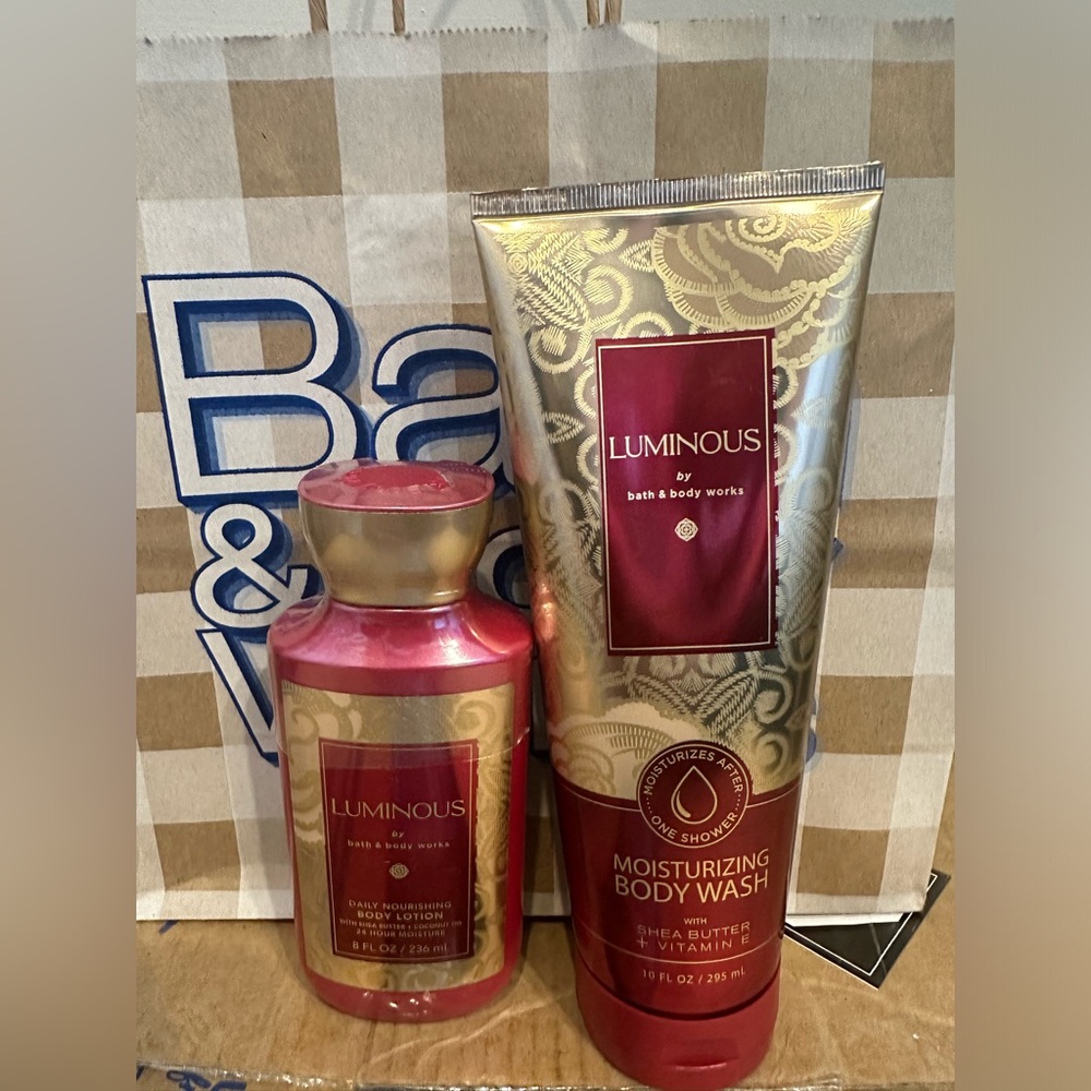 Luminous set by Bath & Body Works